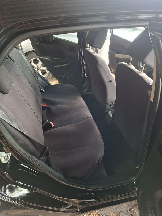 Mazda 2  5D  1.3