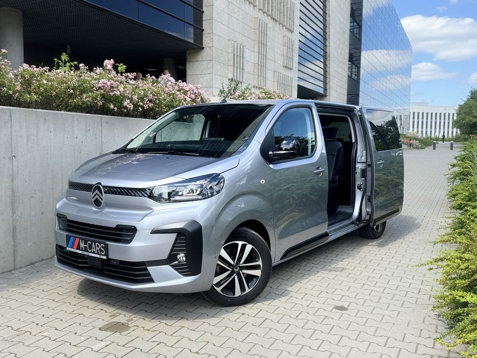Wynajem Busów  osobowych Citroen Spacetourer XL Plus 8 osob