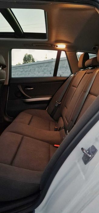 BMW  320D  Touring  (E91) 184 CV - 2010