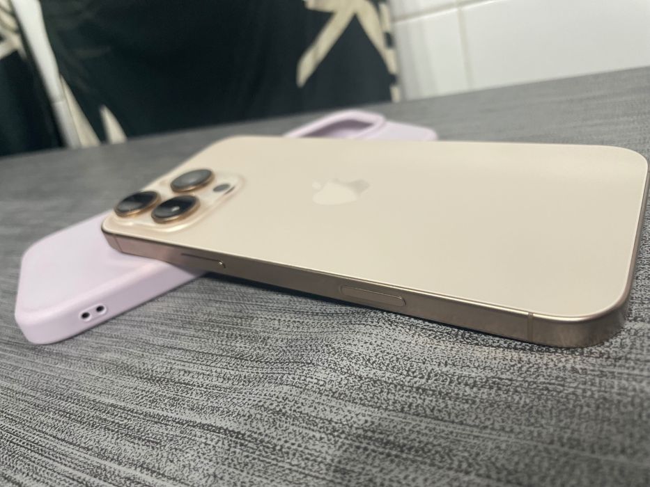 Vendo / troco iPhone 16 PRO MAX Desert Titanium