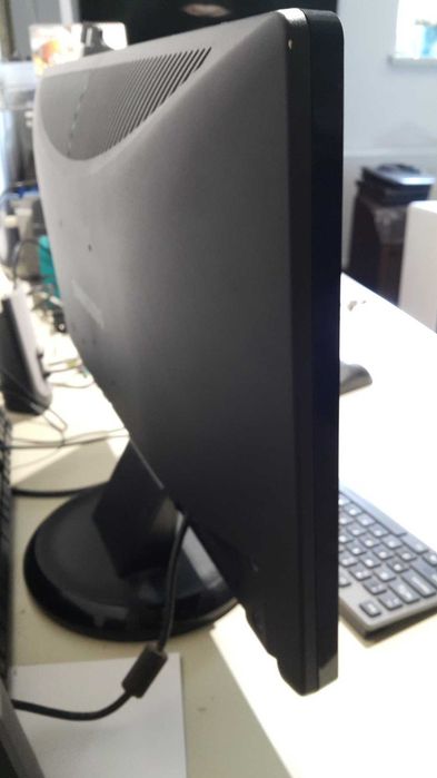 Monitor komputerowy Samsung 22 cale SyncMaster 226cw DVI