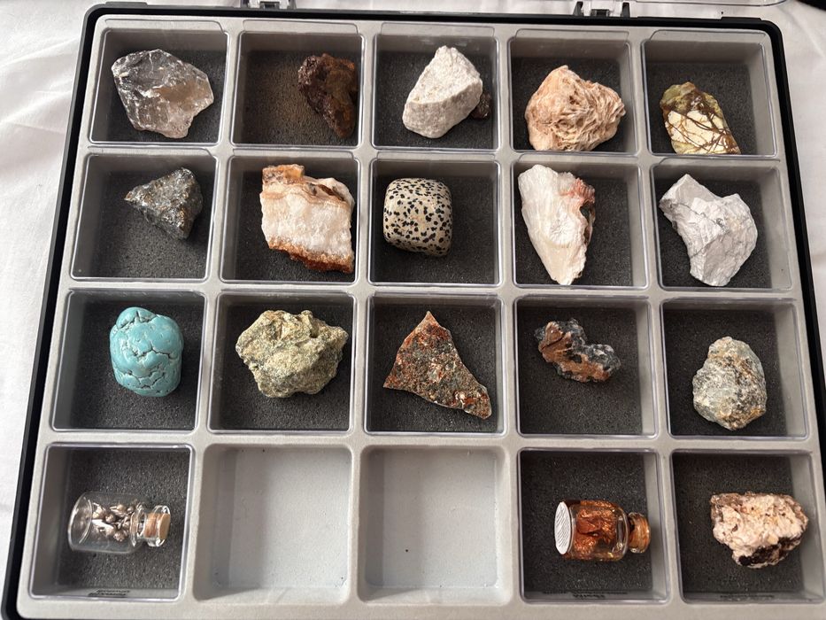 Gabloty z mineralami
