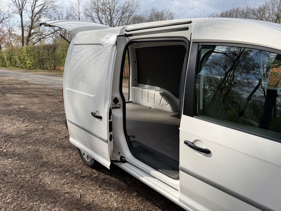 Tani Transport VW Caddy MAXI / Przewóz towarów / Przeprowadzki Warszawa