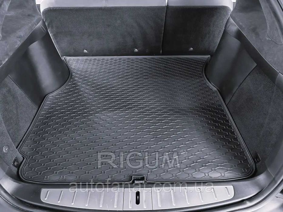 Tesla Коврик в багажник Тесла Model 3, Y, X, Резиновий Чехія