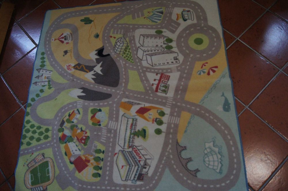 Tapete infantil cidade e estrada - Ikea