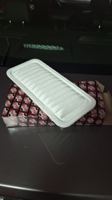 Toyota Aygo I, Filtr powietrza oraz filtr kabinowy