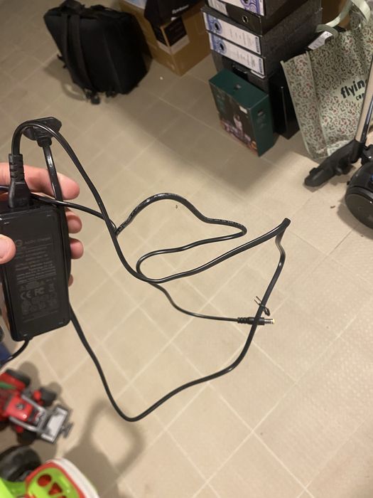 Trotinete elétrica TwoFish V1 Max — Como nova + acessórios + garantia