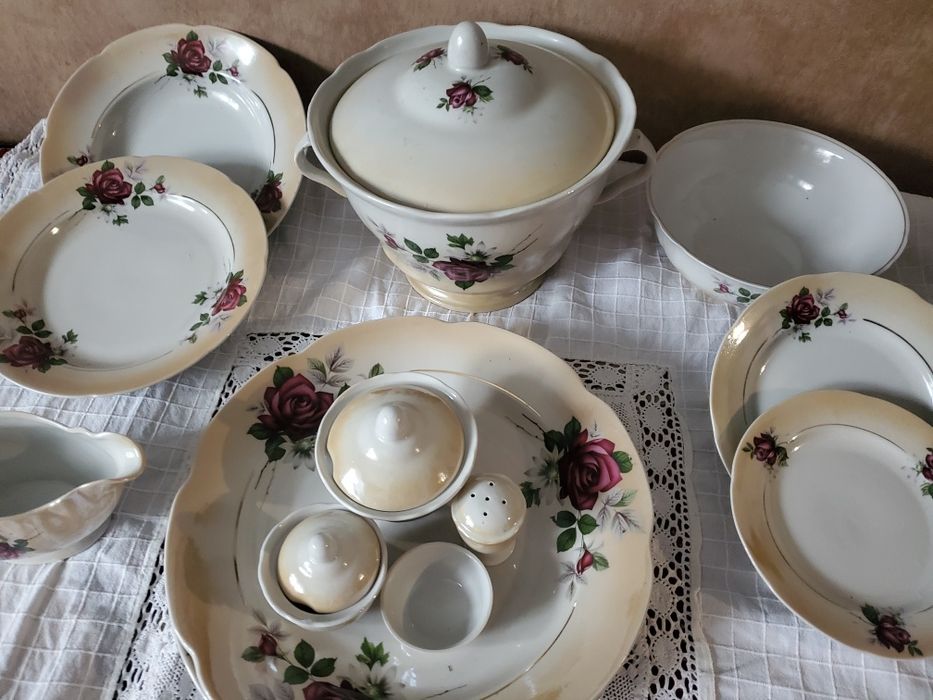 Столовий сервіз Троянда
