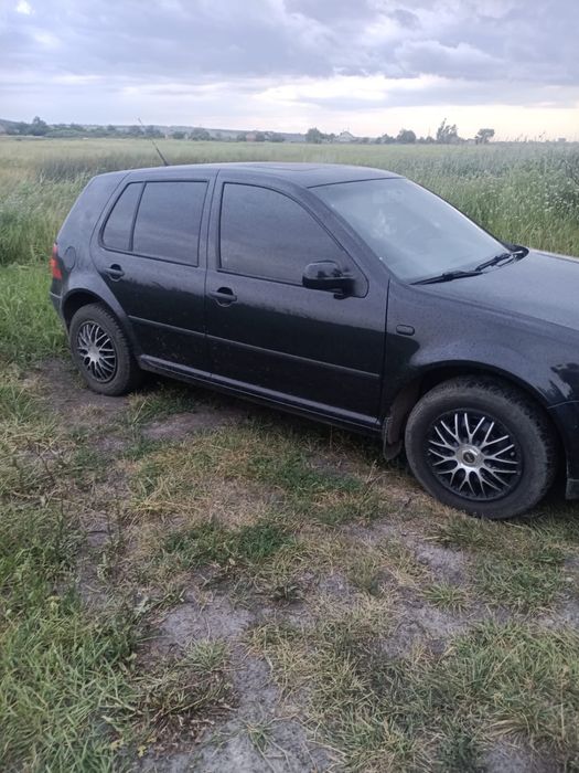 Продам Colf 4 в гарному стані