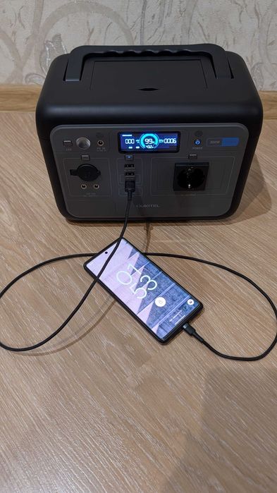 Зарядна станція Oukitel P800E Plus. Євровиделка