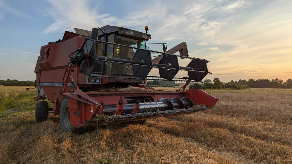 Kombajn Massey Ferguson 34