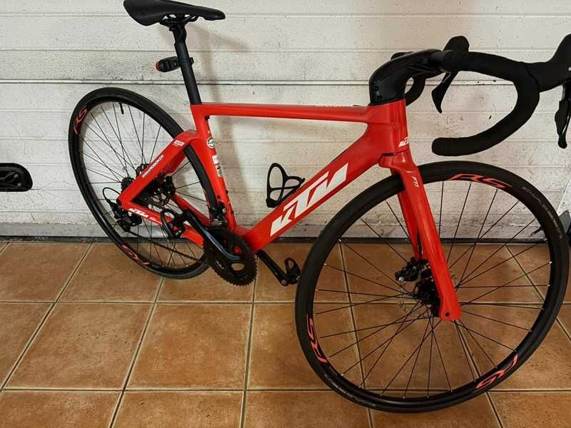 Bicicleta KTM Lisse Pro (como nova)