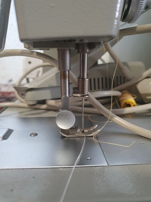 Продам швейну машинку Pfaff 90