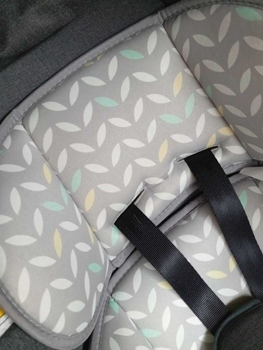 Nosidełko dla dziecka Lionelo