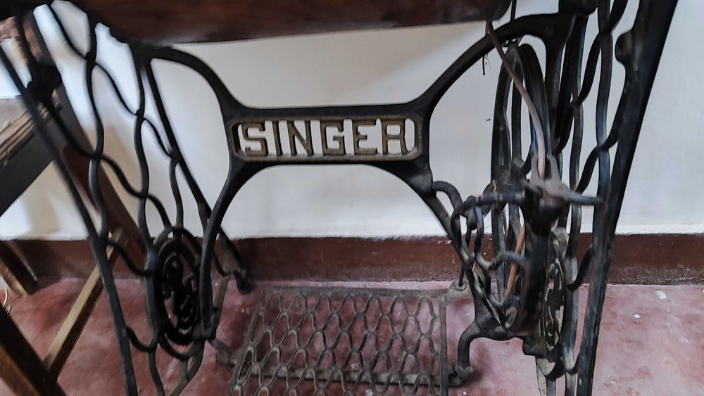 Máquina de costura SINGER