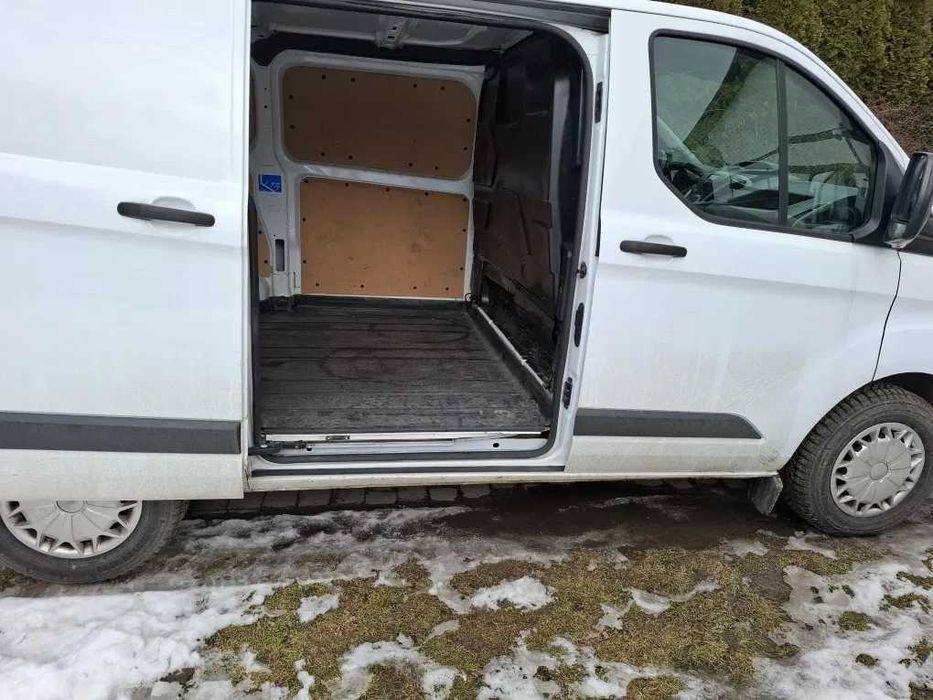Transport busem / przeprowadzki / przewóz rzeczy – Nowy Targ i okolice