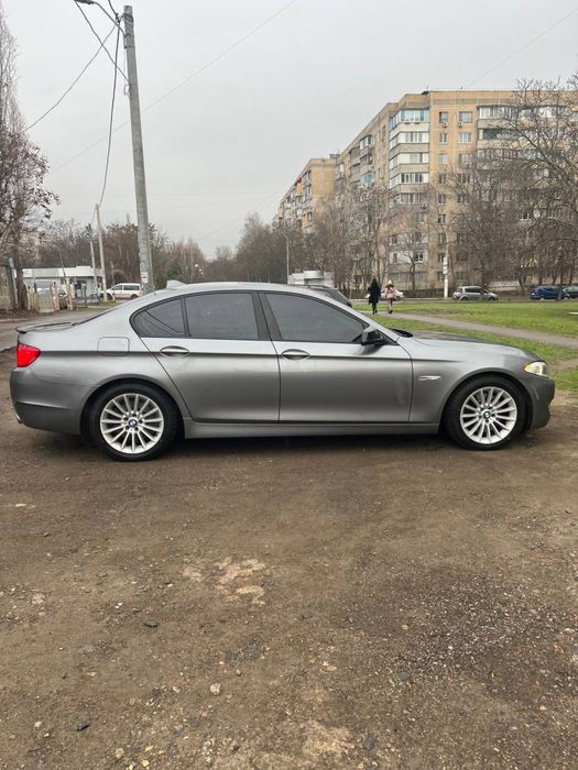 BMW F10 535i XDrive 2012