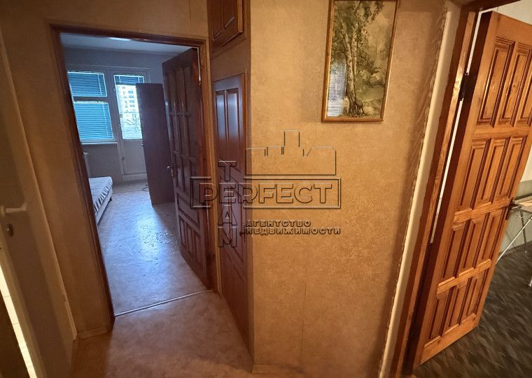 Продаж 3к квартири Бальзака 84