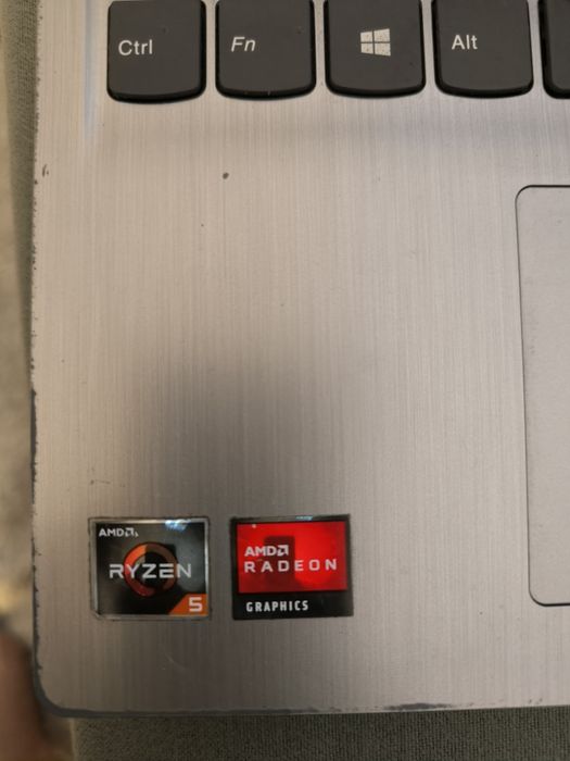 Lenovo Ideapad 3 ryzen5 3500u avariado para peças (ler descrição)