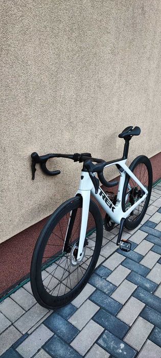 Trek Madone SL7 Gen 7 – NOWY – Ultegra Di2, Carbon, 2024