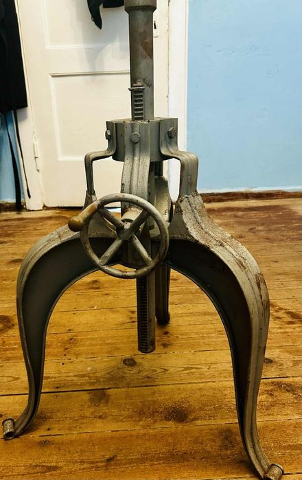 Sprzedam nogę do stołu