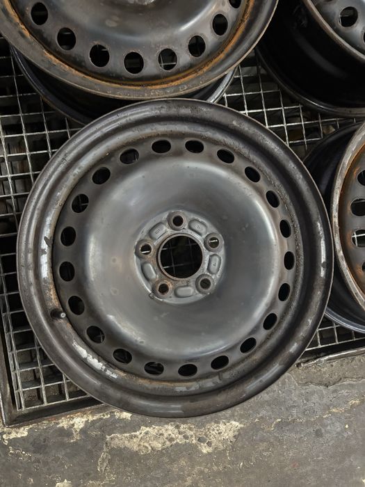 Komplet felg stalowych 16” 5x108 czujniki TPMS FORD