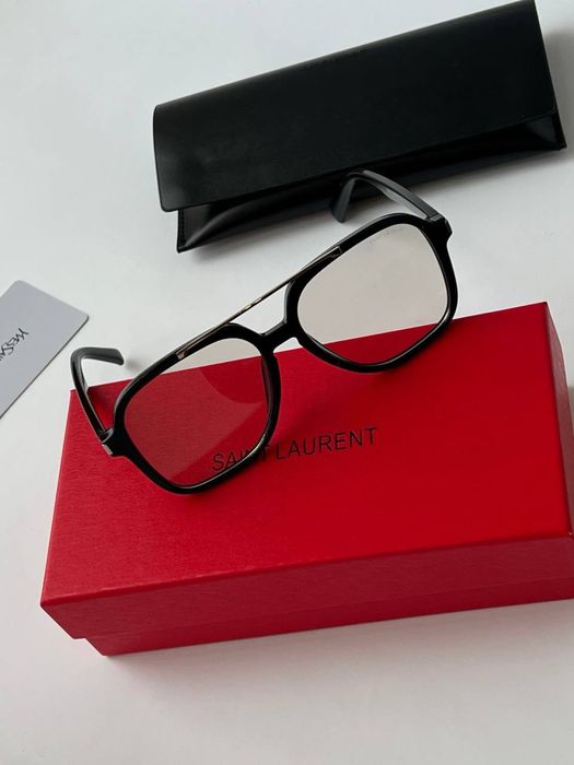 Окуляри Saint Laurent нова колекція