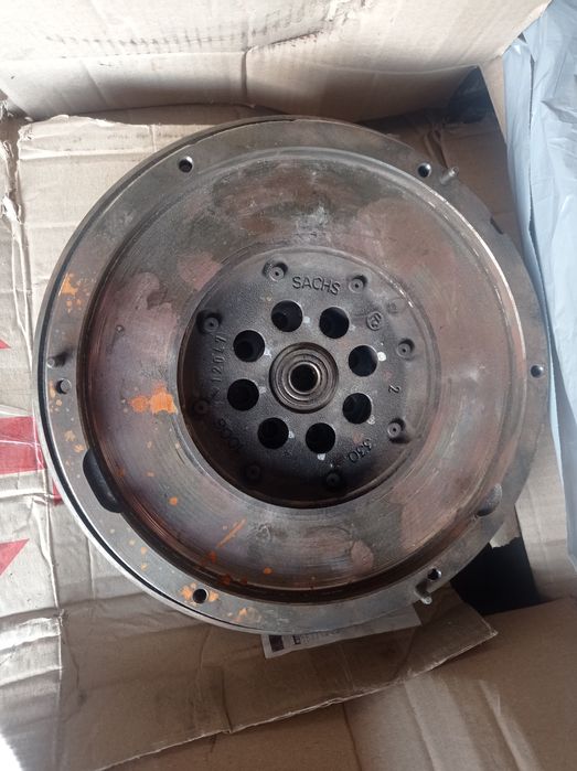 Оригинальный маховик для е200 w212 Mercedes Sachs 2294 0012 93