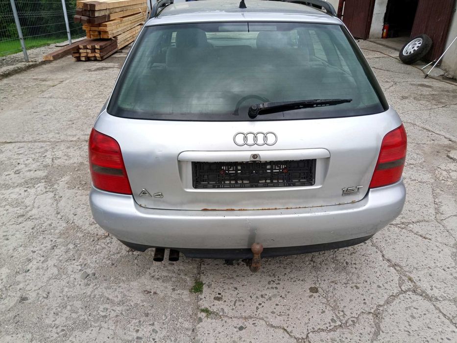 AUDI A4 b5 kombi Ly7m kompletny tył zderzak srebrny tyl tylny