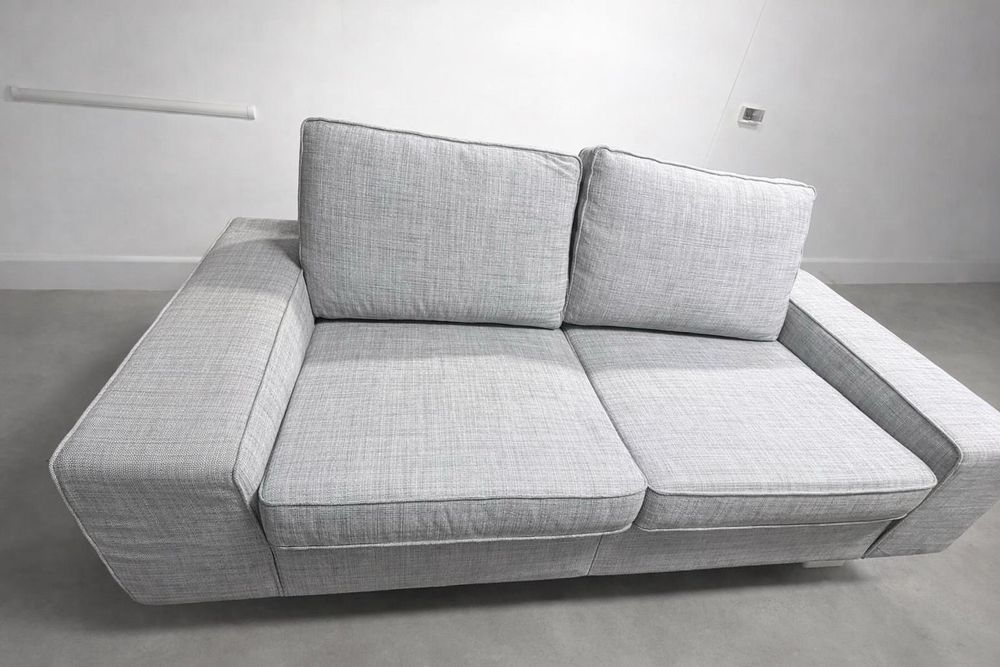 Диван для вітальні