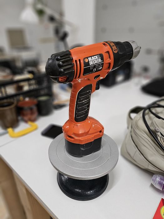 Parafusadeira Black&Decker 12V