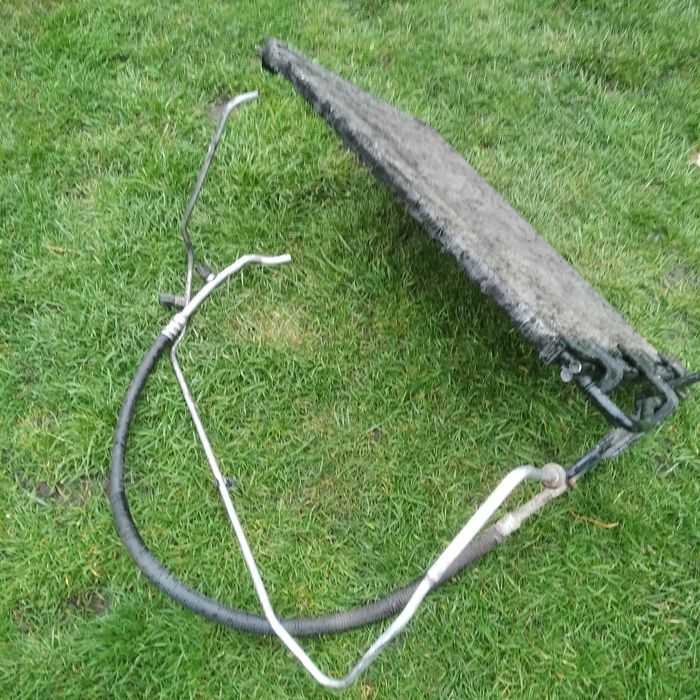 Продам Радіатор Кондіц.ГрандЧеррокі