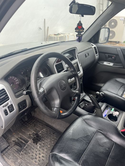 Mitsubishi Pagero D-ID GLS TA Longo 7 Lugares