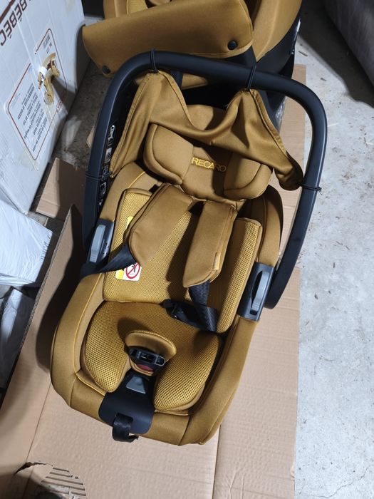RECARO Celona + Ovo + Cadeira Auto Isofix | Amarelo Torrado