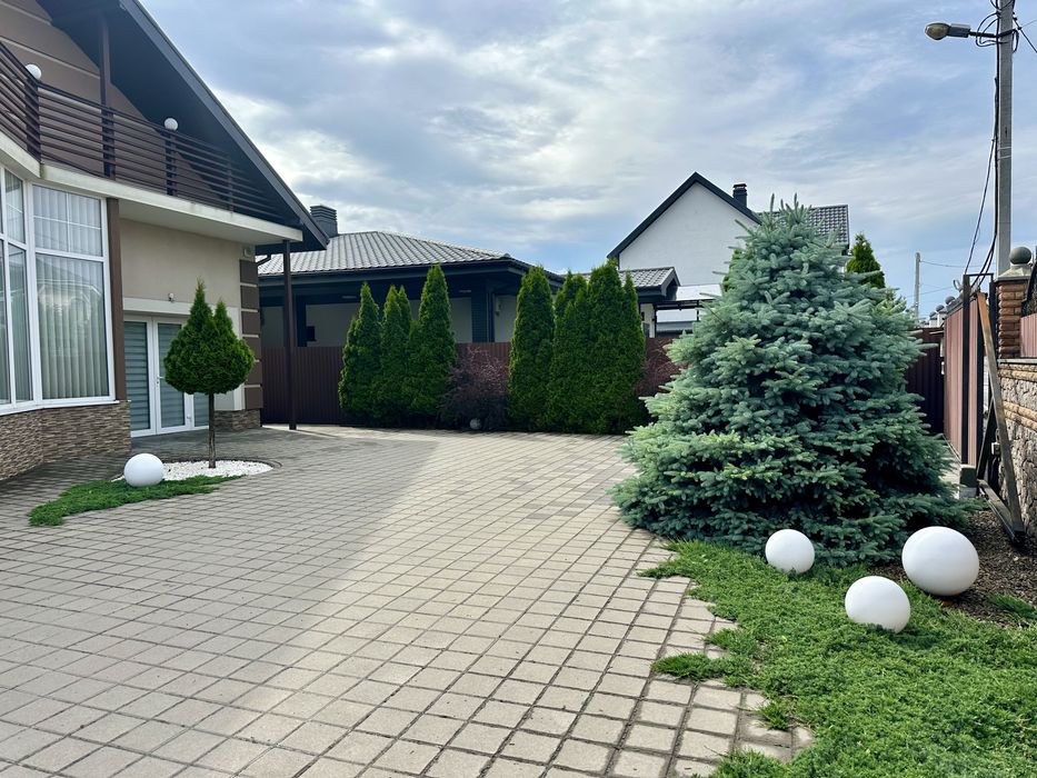 Сучасний будинок 240 м² на ділянці 12 соток Біла Церква - View 2