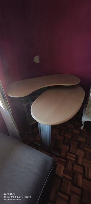 Secretaria e sofas
