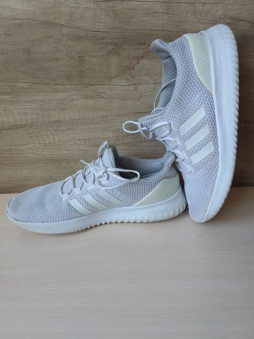 Кросівки  Adidas    44  розмір