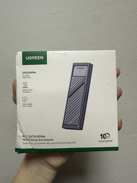 Зовнішній корпус для жорсткого диска UGREEN.