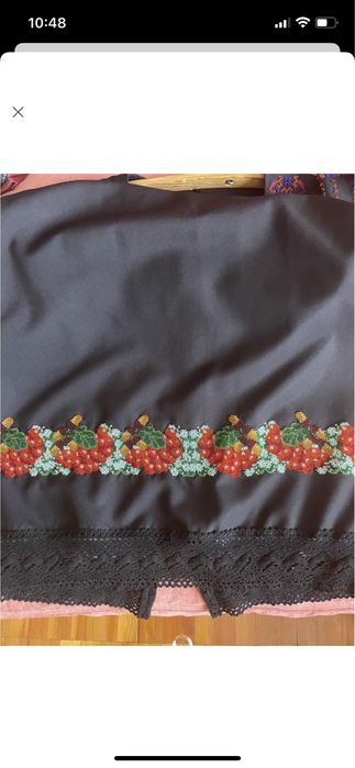 Плаття вишете бісером