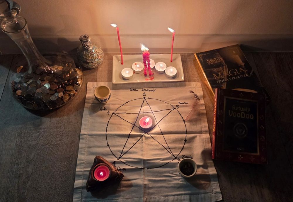 EKSPRESS 24/7  tarot wróżenie rytuały wróżka z doświadczeniem