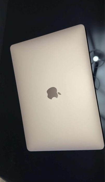 MacBook air 2019 13,3 ROSE GOLD