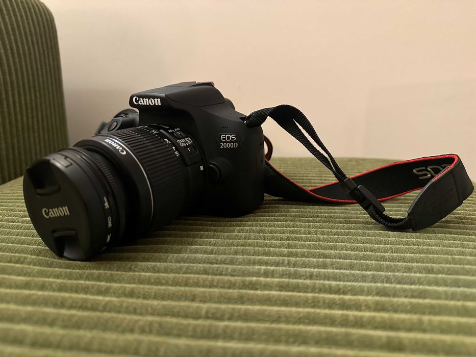 Aparat Canon 2000d