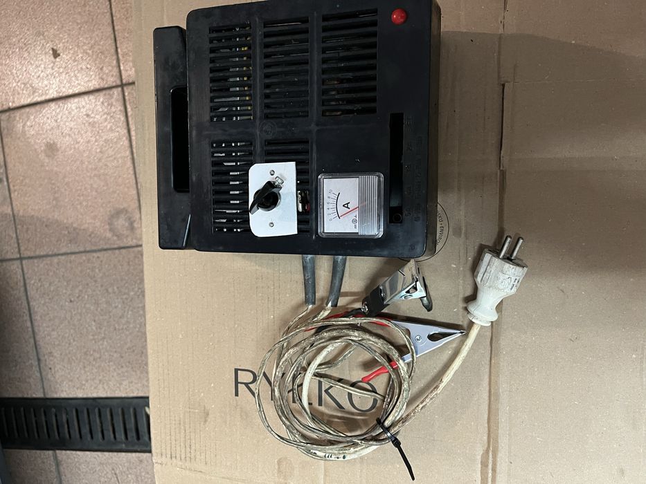 prostownik ładowanie 12 V do 6A