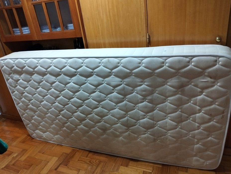 Colchão solteiro