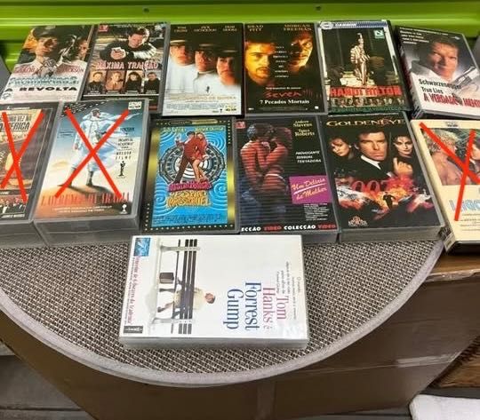 Filmes em VHS (vários géneros)