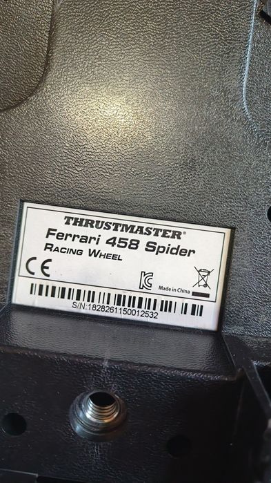 Ігрове кермо Thrustmaster Ferrari 458 Spider.