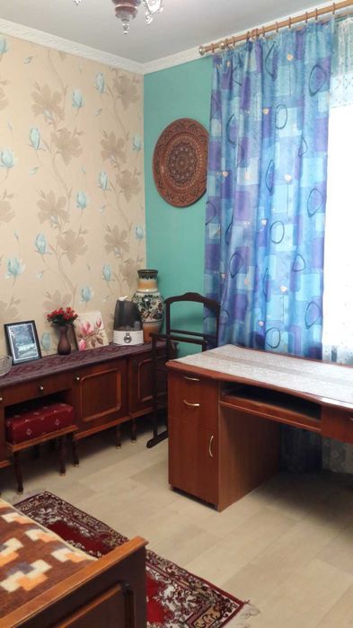 Здам в оренду кімнату по вул. Приозерна довгостроково