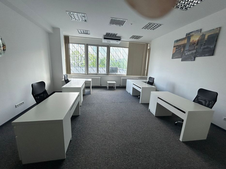 Biuro 40 m² po remoncie – 6 stanowisk – Ostrobramska