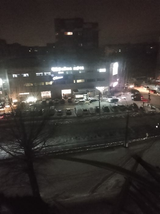 Поможіть будь ласка чим небудь