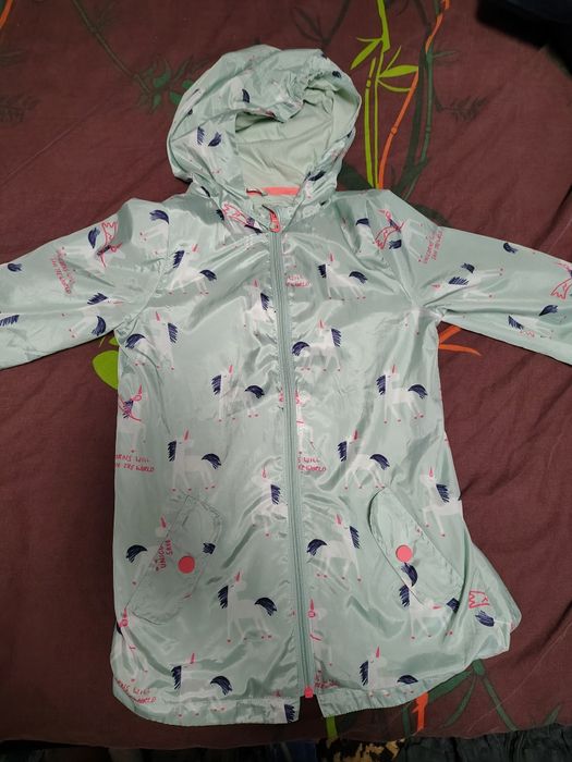 Куртка для дівчинки 110-122 см